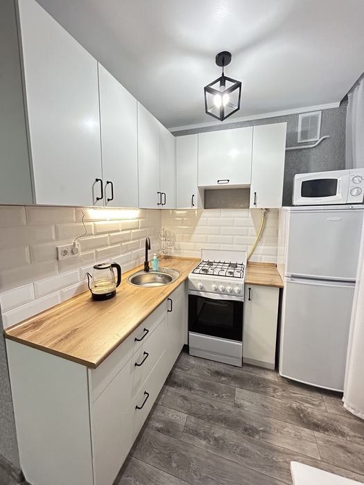 Квартира посуточно ( ЦЕНТР)