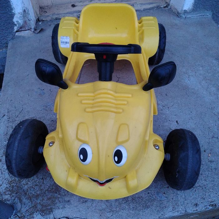 Детска количка с педали