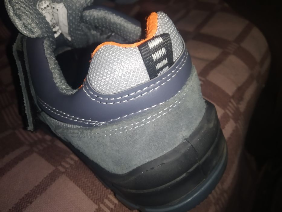 Кроссовки 43 обмен на 44