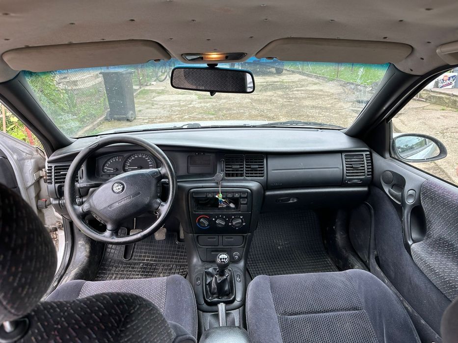 Vând Opel Vectra .De câmp