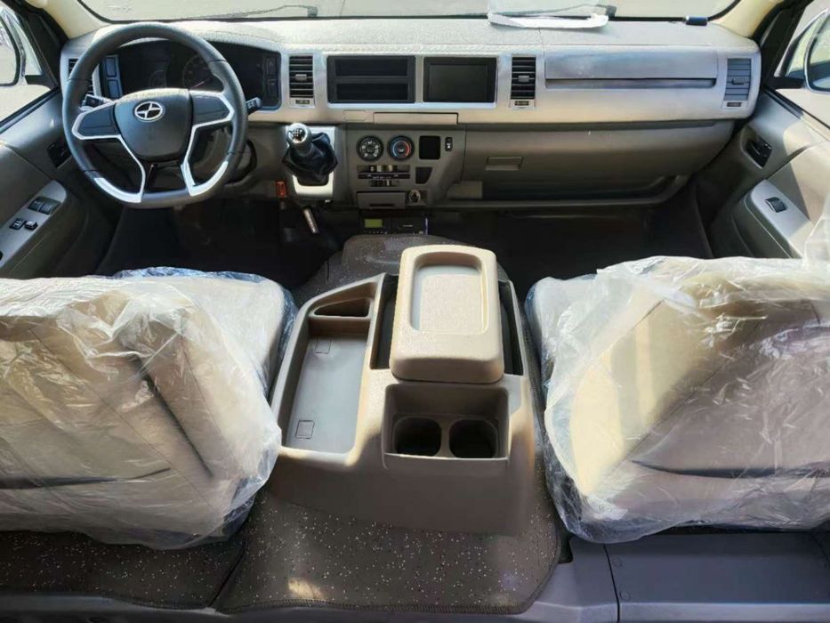 Yangi Joylong A6 mikroavtobus sotiladi