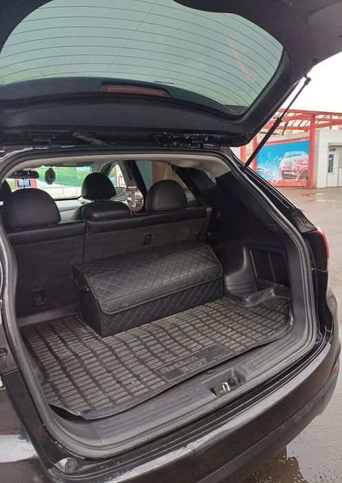 Автомобиль Hyndai Tukson ixs 35