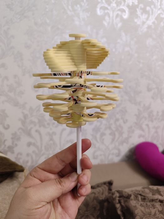 Игрушка-леденец...