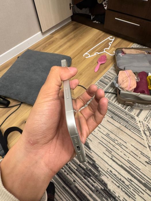 iphone 16, 128 gb, white