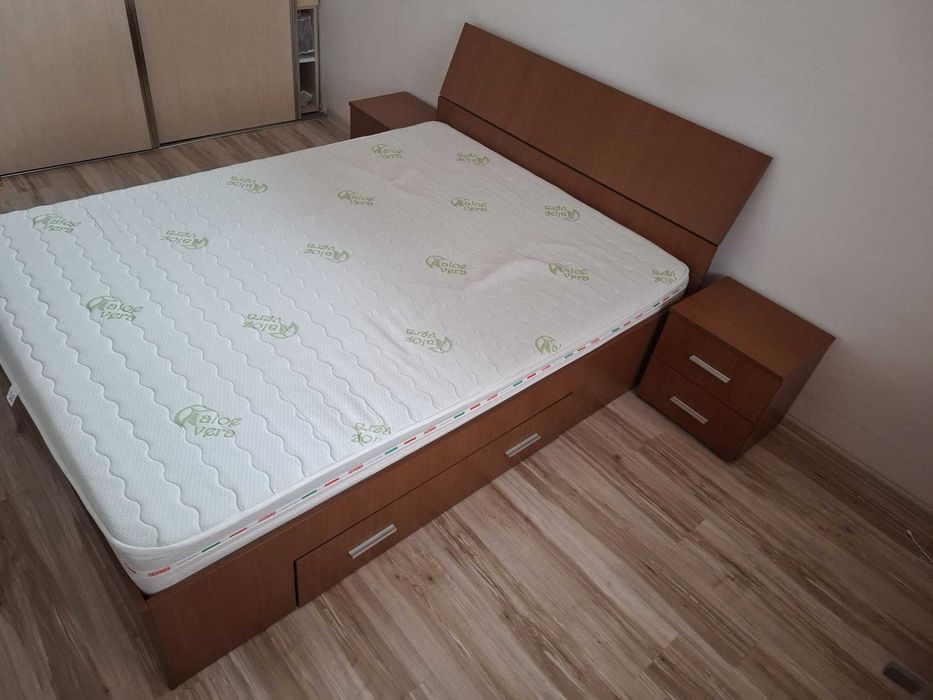 Vând pat 140x190 cu lada depozitare, saltea