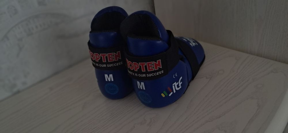 Оригинал Top Ten: шлем, футы, перчатки, футболка (комплект)