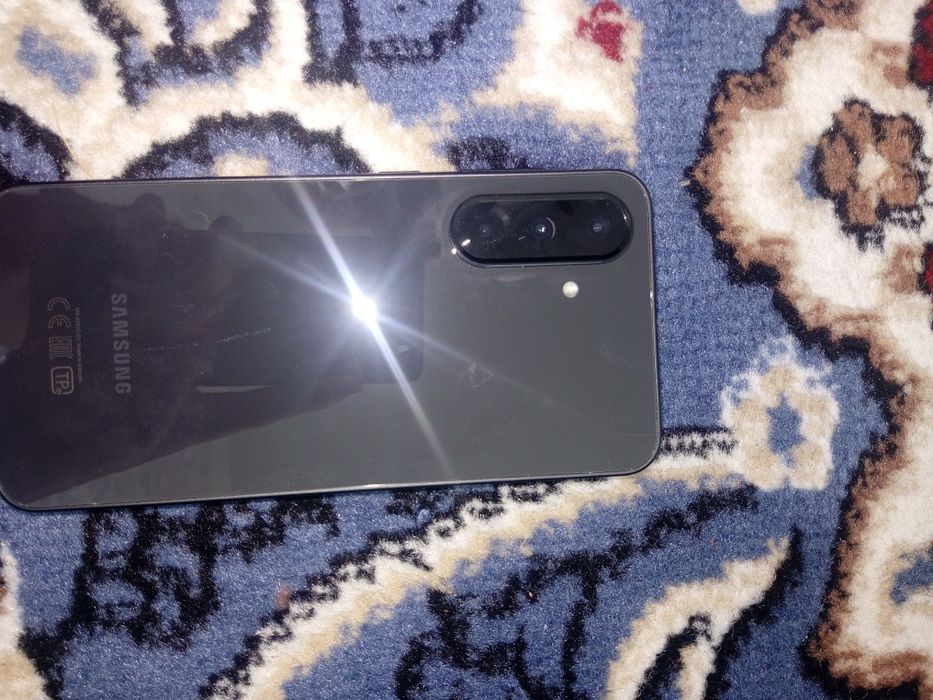 Продам Самсунг а36 5g 128 гб