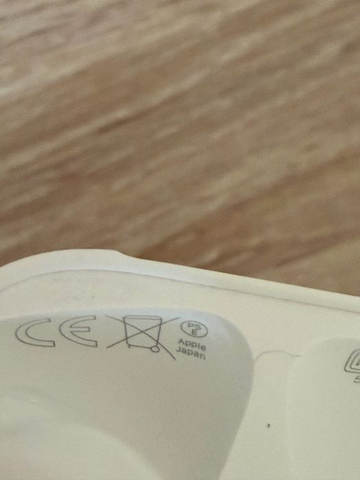 Apple Airpods 2го поколения