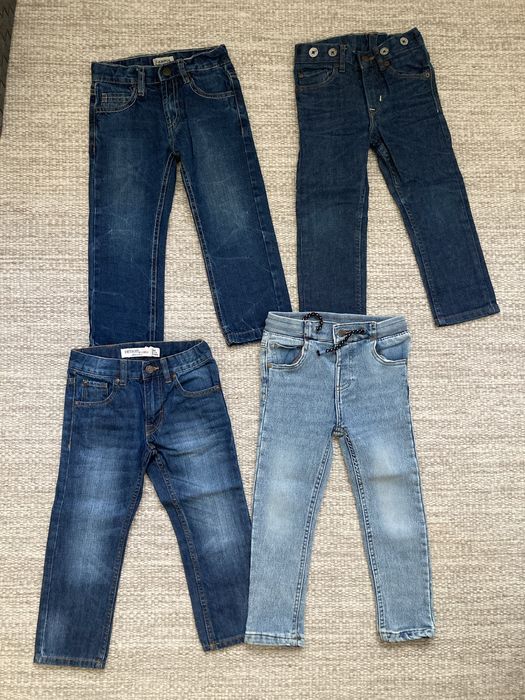 Сет от 4 чифта детски дънки, размер 98