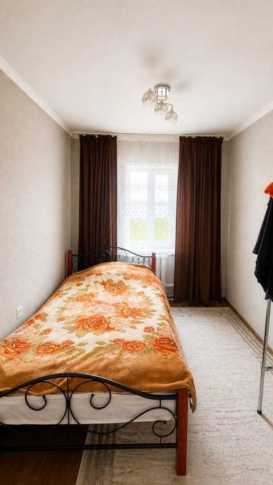 Уютный дом в городе