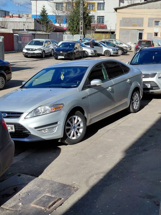 Vând Ford Mondeo 2011