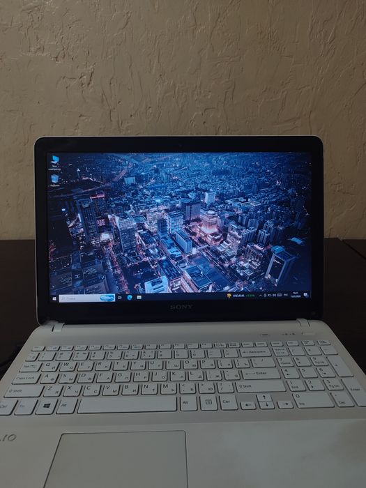 Продаю ноутбук Sony VAIO