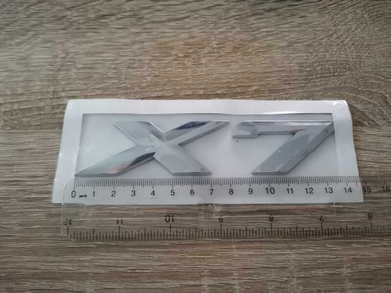 сребриста емблема BMW X7