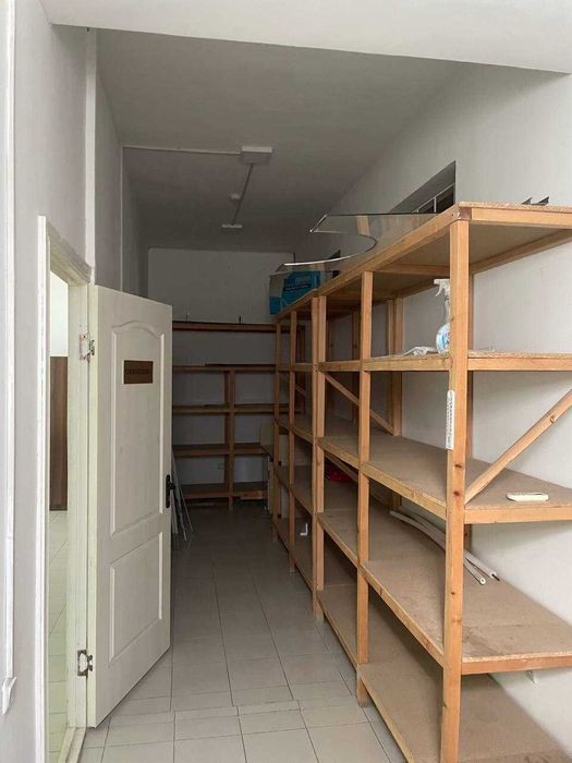 Бино ижарага берилади.