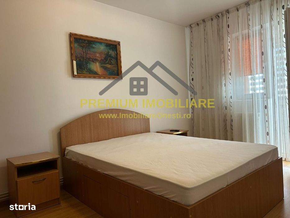 Apartament 2 camere de vânzare zona de jos, Onesti