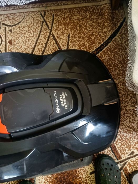 Чисто нова робот-косачка Husqvarna Automower 420 (Пълен комплект)