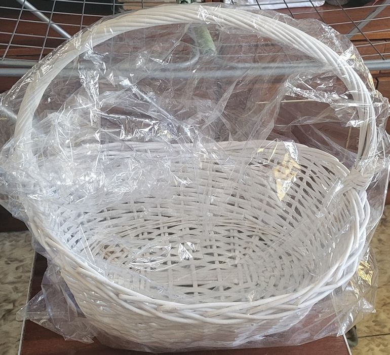 Корзина большая светлая