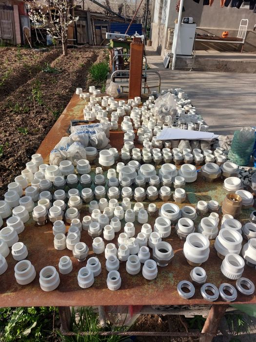 Сантехника фитинглари сотилади коллектор;теп.пол шланлари каs ва spk .