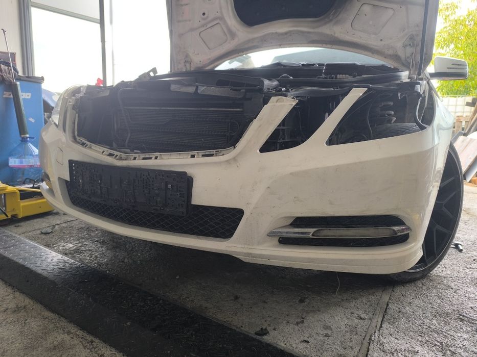Предна броня Mercedes E clas W212