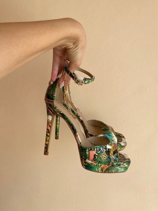 Уникални обувки Aldo на висок ток