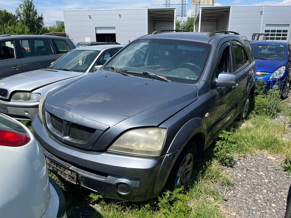 Dezmembrez KIA Sorento 2003 gri inchis diesel