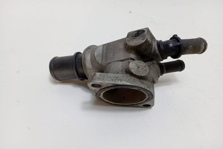 Carcasa  termostat 46790294 Alfa Romeo 147  seria