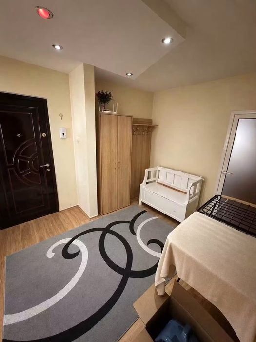 Apartament 3 camere decomandat