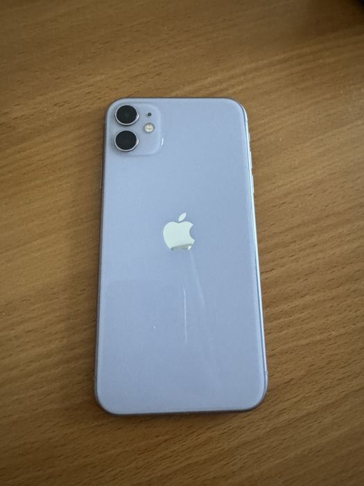 Iphone 11 в хорошем состояний