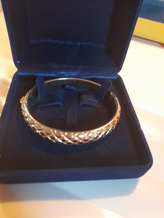 Оригинална гривна на Esprit