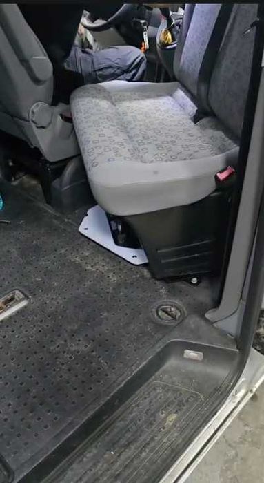 Placa pivotanta bancheta dubla VW Transporter T5-T6.1, 2003-2024