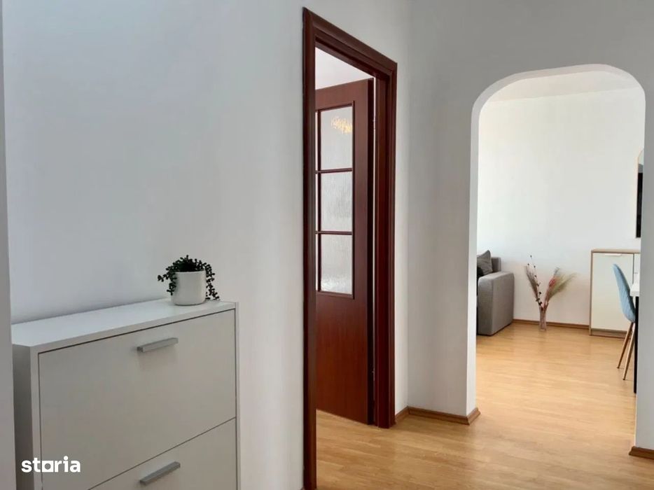 Apartament 2 camere, decomandat, recent amenajat, zona ultra-centrala