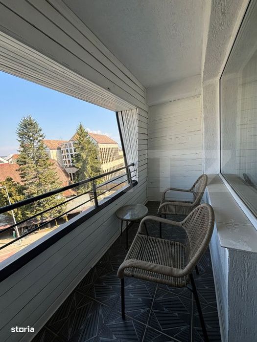 Apartament Cu 3 Camere, Zona Ultracentrala