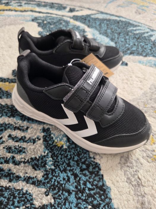 Новые кроссовки 29 размера