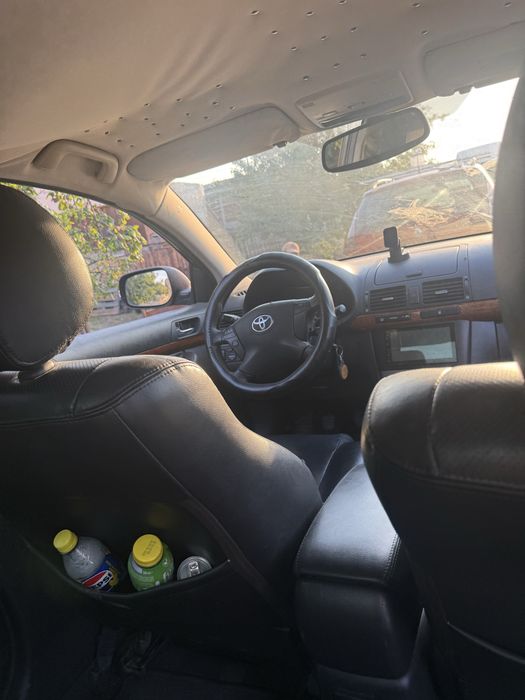 Toyota avensis d4d