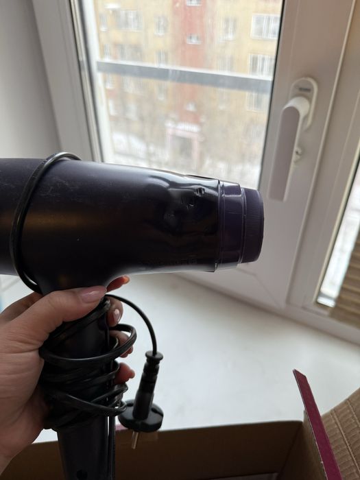 Продам фен Philips на запчасти!