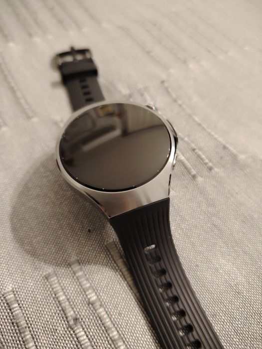 Смарт часовник Huawei Watch 5