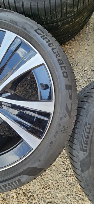 Jante R18 Anvelope original Mercedes E-Klasse 245/45 R18 275/40 R18 senzori Pirelli