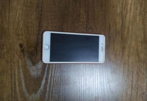 iPhone 7 plus srochno sotiladi