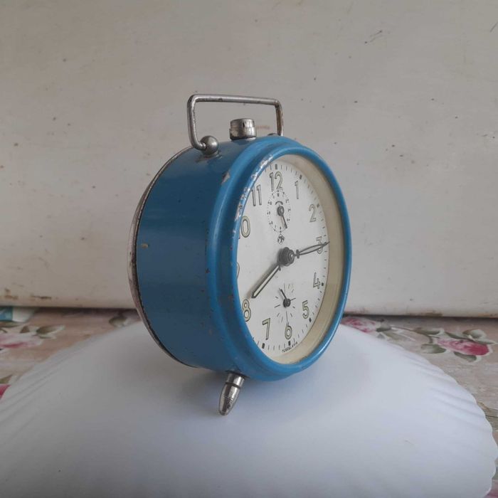 Ceas de masa desteptator -mecanic JNSA