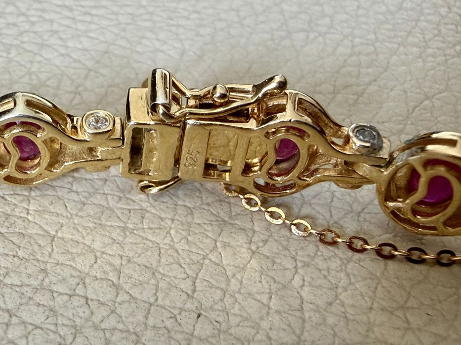 Сребърна гривна 925  с Рубини