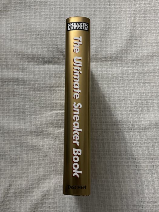 The ultimate sneaker book taschen