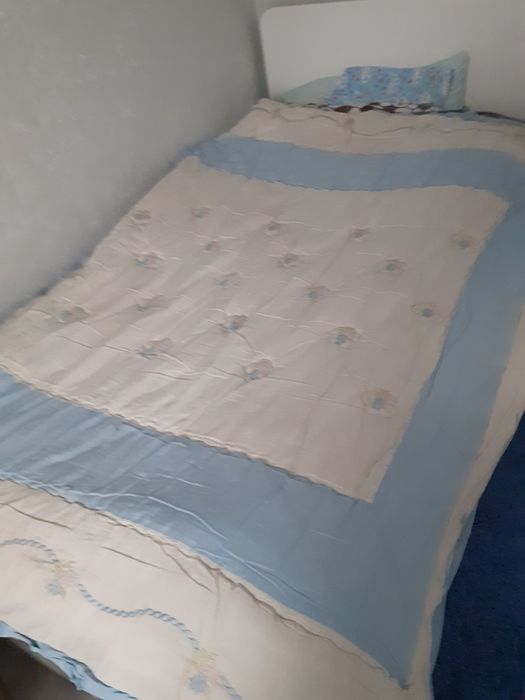Продам одеяла новые
