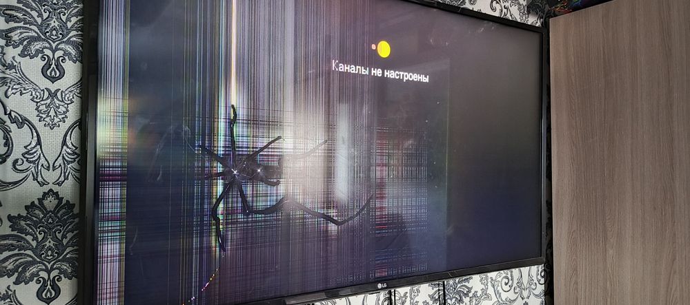 Телевизор LG на запчасти