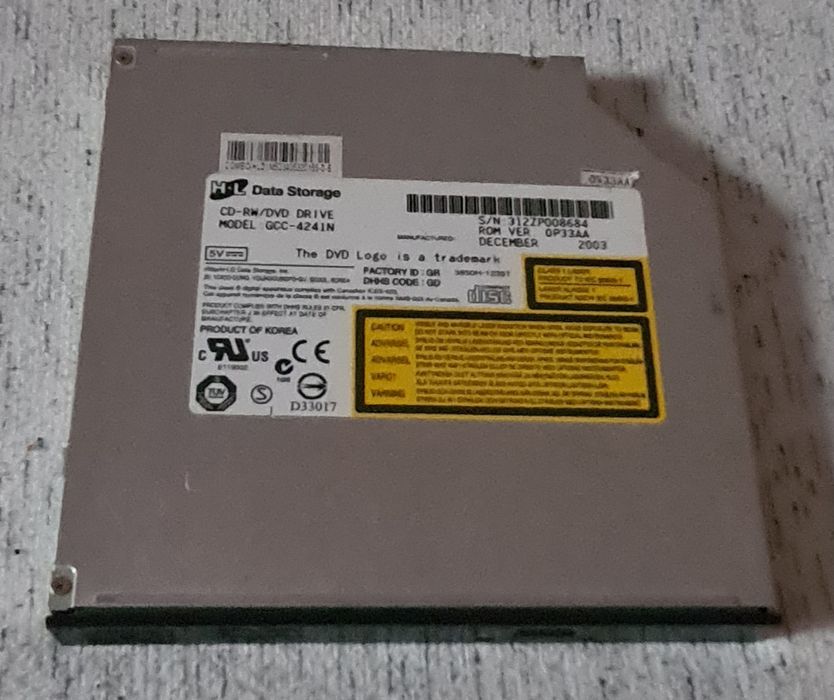 3 DVD/CD RW + 1 DVD/CD RW Laptop