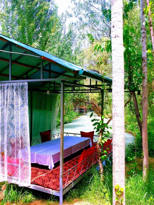 Аввал туризм кишлогида оилавий дача