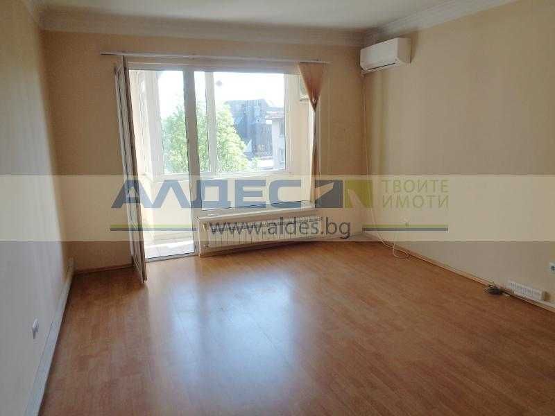 Дава се под наем Офис в София, Център - 215 кв.м за 1396.38 € - Снимка #7
