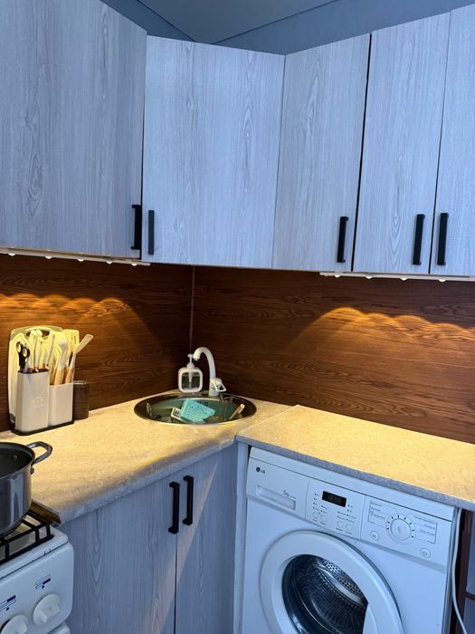 Продам 2 комнатную квартиру