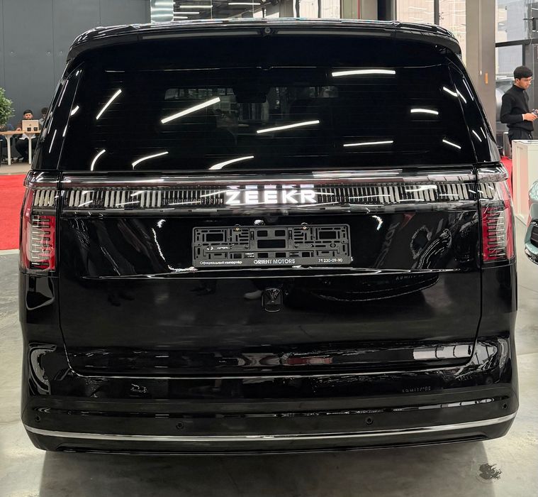 Zeekr 009 ful pozitsiya 702km EV
