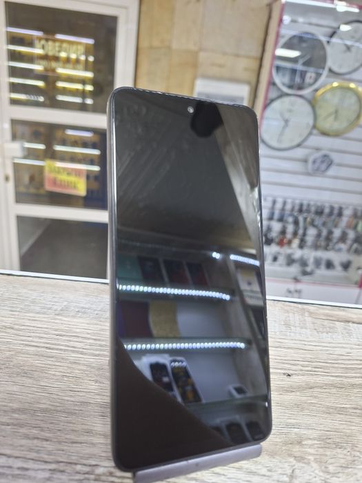 Redmi note 12 pro rangi qora joyi 256GB
