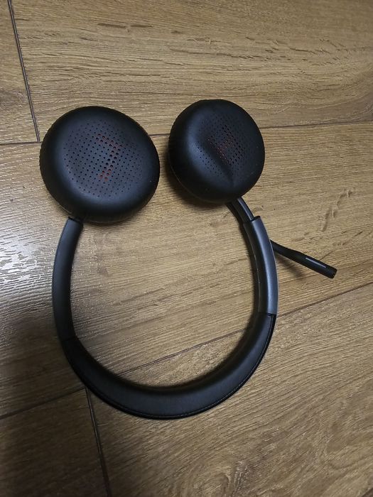 Casti Poly Voyager 4320